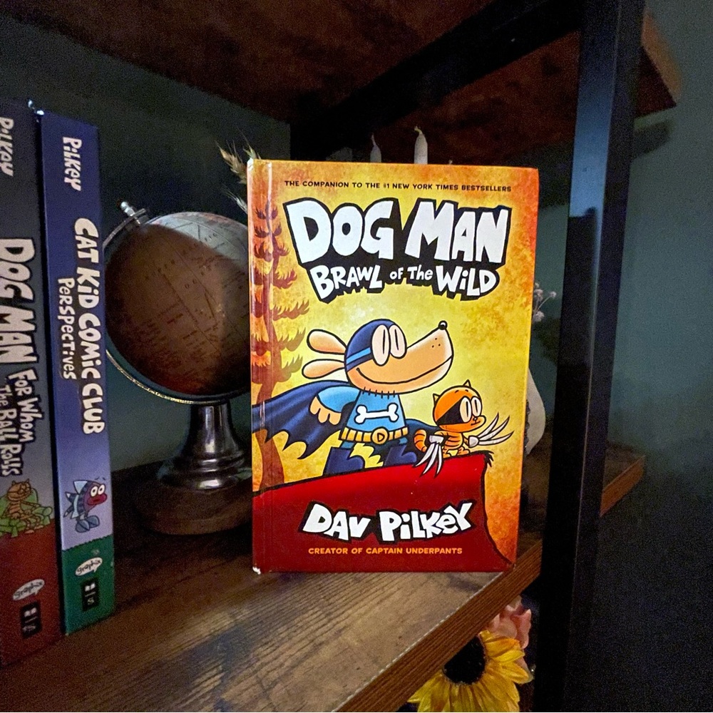 GRAPHIC NOVEL - Dog Man Brawl of the Wild - Dav Pilkey